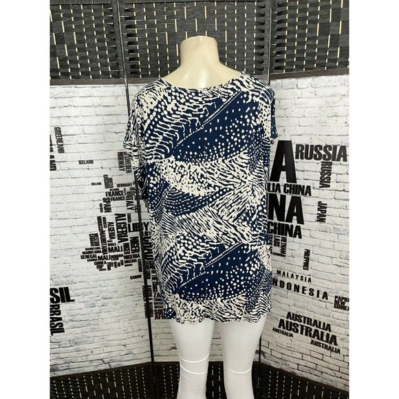 Grayson Plus 3X Navy Blue Print Scoop Cut-Out Metal Bead Neck Sleeveless Top - Picture 4 of 6